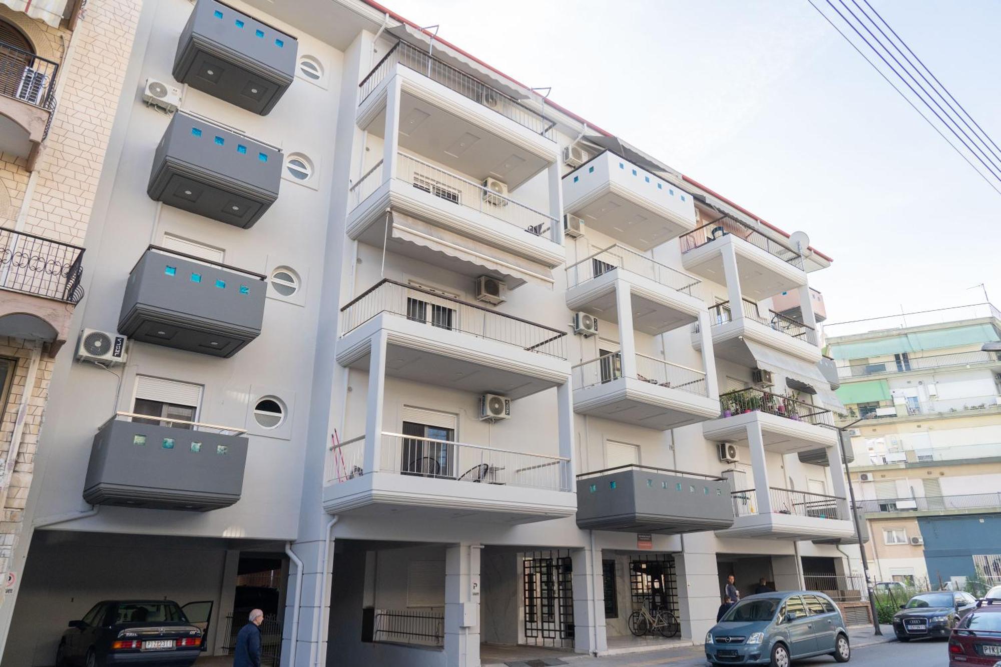 Ferienwohnung The Whole Packet Β3 Center With Parking Larissa Exterior foto